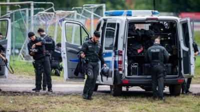 Mais de 2.530 policiais estavam envolvidos na operao, disse a polcia Imagem: Getty Images