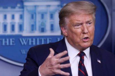 Presidente dos EUA, Donald Trump, em coletiva na Casa Branca - 21/7/2020Leah Millis/Reuters   Leia mais em: https://veja.abril.com.br/mundo/apos-perder-terreno-na-disputa-eleitoral-trump-muda-tom-sobre-pandemia/