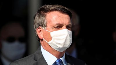 O presidente Jair Bolsonaro (sem partido) criticou hoje quem o acusa de no agir diante das queimadas na Amaznia