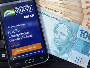 Valores liberados nesta tera-feira para saque vo de R$ 300 a R$ 600.