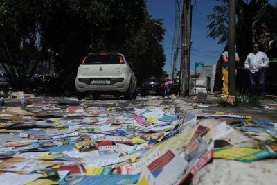 TSE pro�be propaganda e uso de adesivos de candidatos em carros de aplicativos nas elei��es